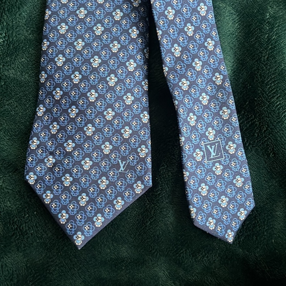 Louis Vuitton Blue Little Vivienne Patterned Men's Neck Tie